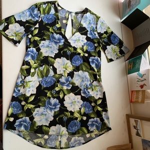 American Apparel mini floral dress, size small 🥰